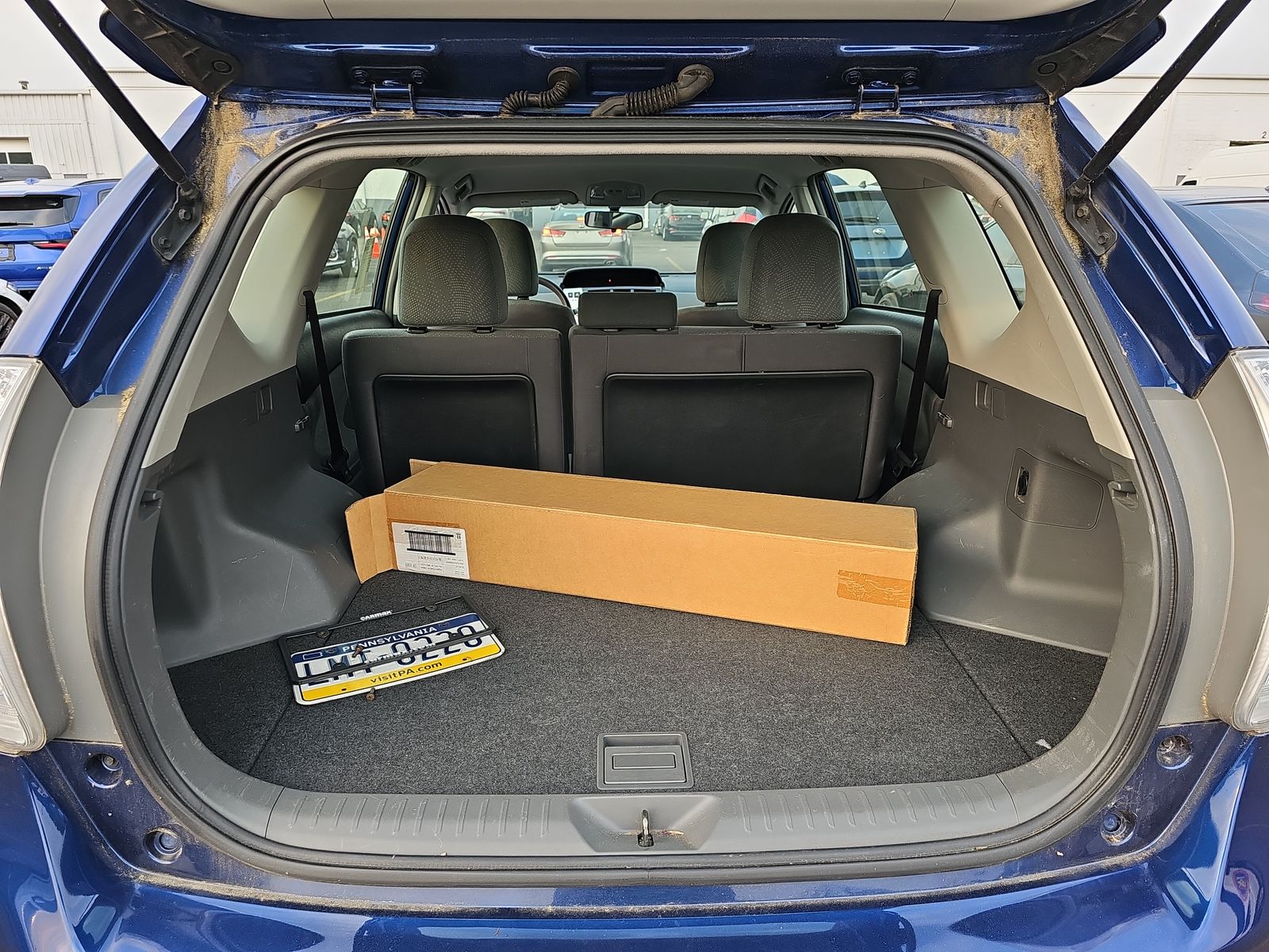 2013 Toyota Prius v Three FWD