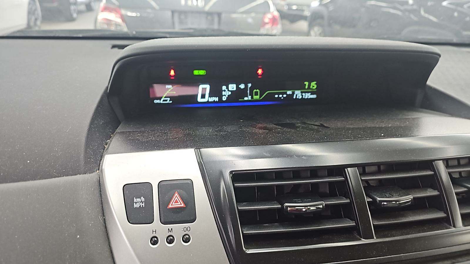 2013 Toyota Prius v Three FWD