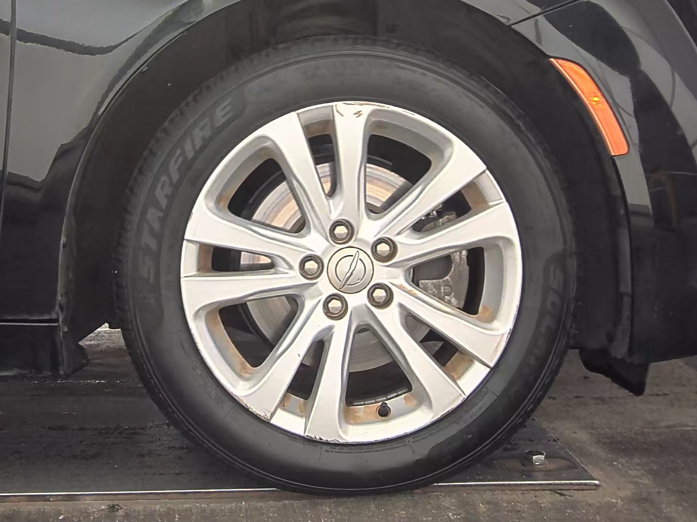 2017 Chrysler 200 Limited Platinum FWD