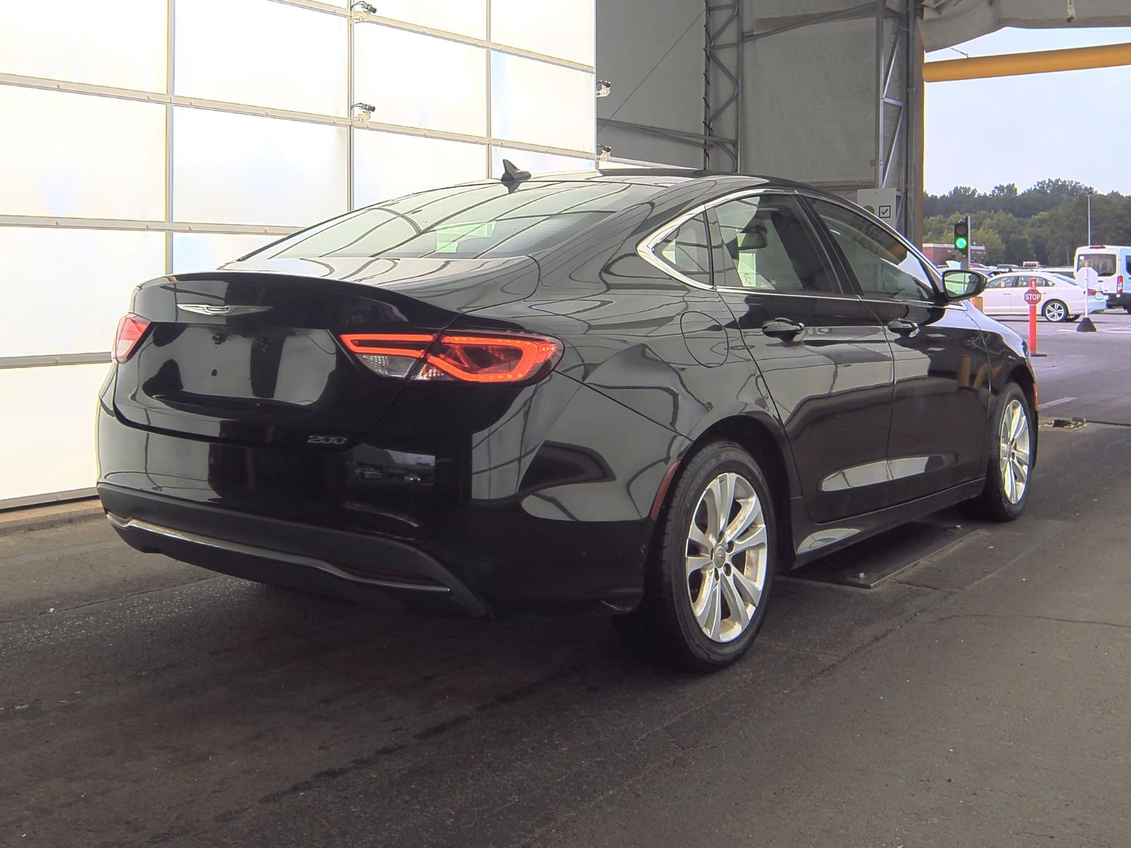 2017 Chrysler 200 Limited Platinum FWD