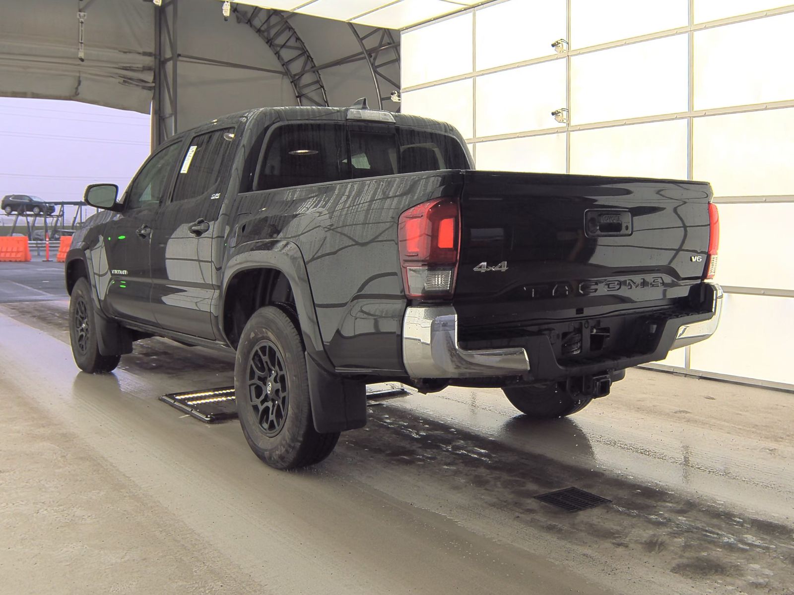2022 Toyota Tacoma SR5 AWD