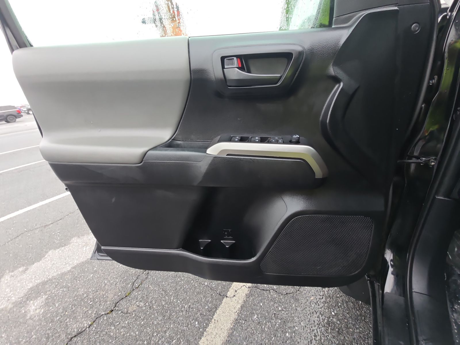 2022 Toyota Tacoma SR5 AWD