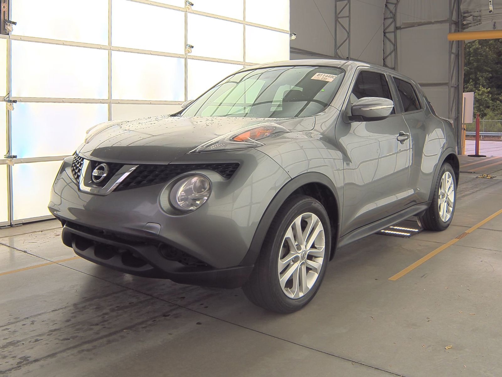 2017 Nissan JUKE S FWD