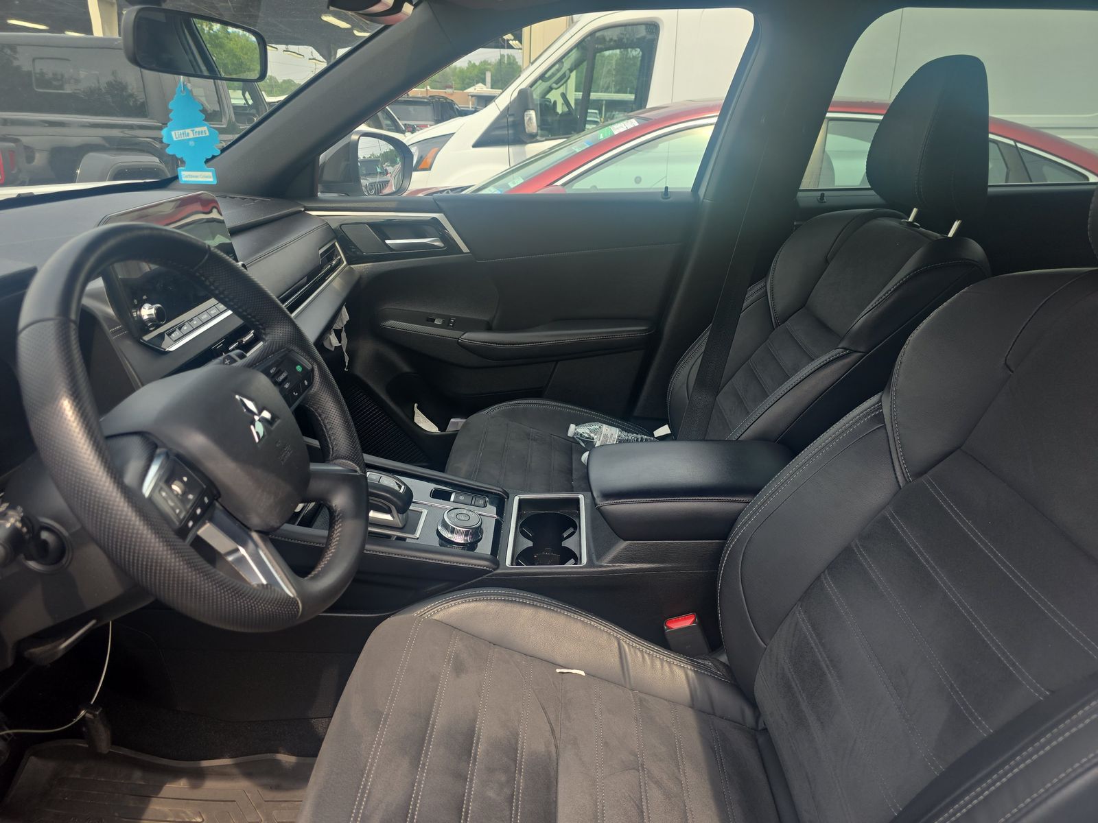 2023 Mitsubishi Outlander SE FWD