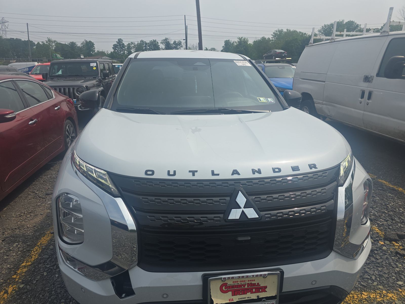 2023 Mitsubishi Outlander SE FWD