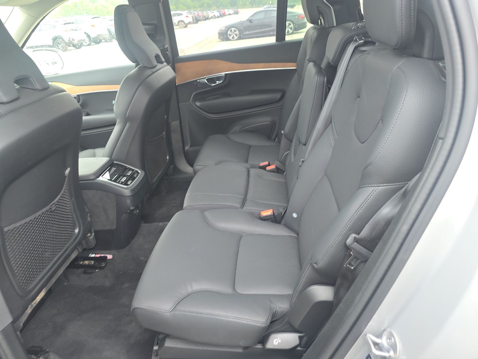 2024 Volvo XC90 B5 Plus AWD
