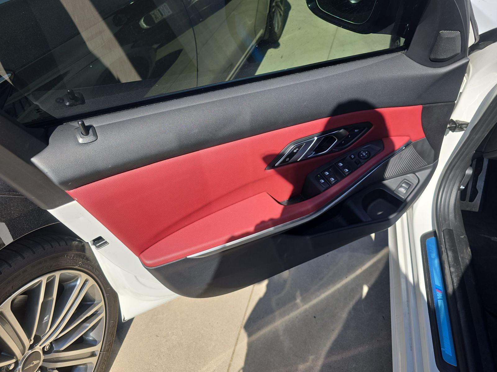 2023 BMW 3 Series 330i RWD