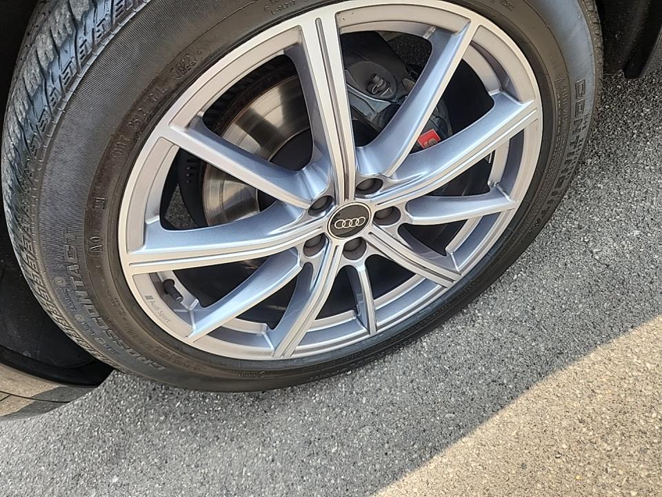 2022 Audi SQ5 Premium Plus AWD