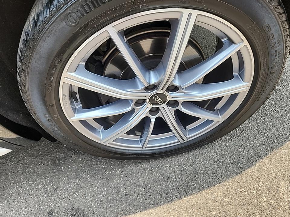 2022 Audi SQ5 Premium Plus AWD