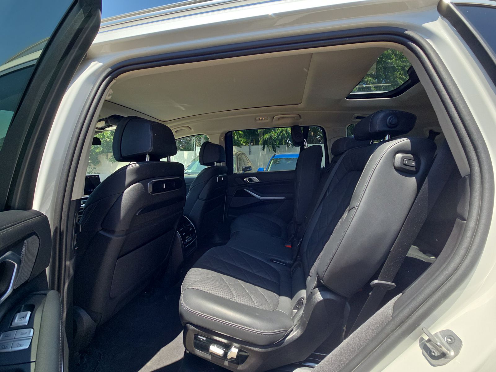 2024 BMW X7 xDrive40i AWD