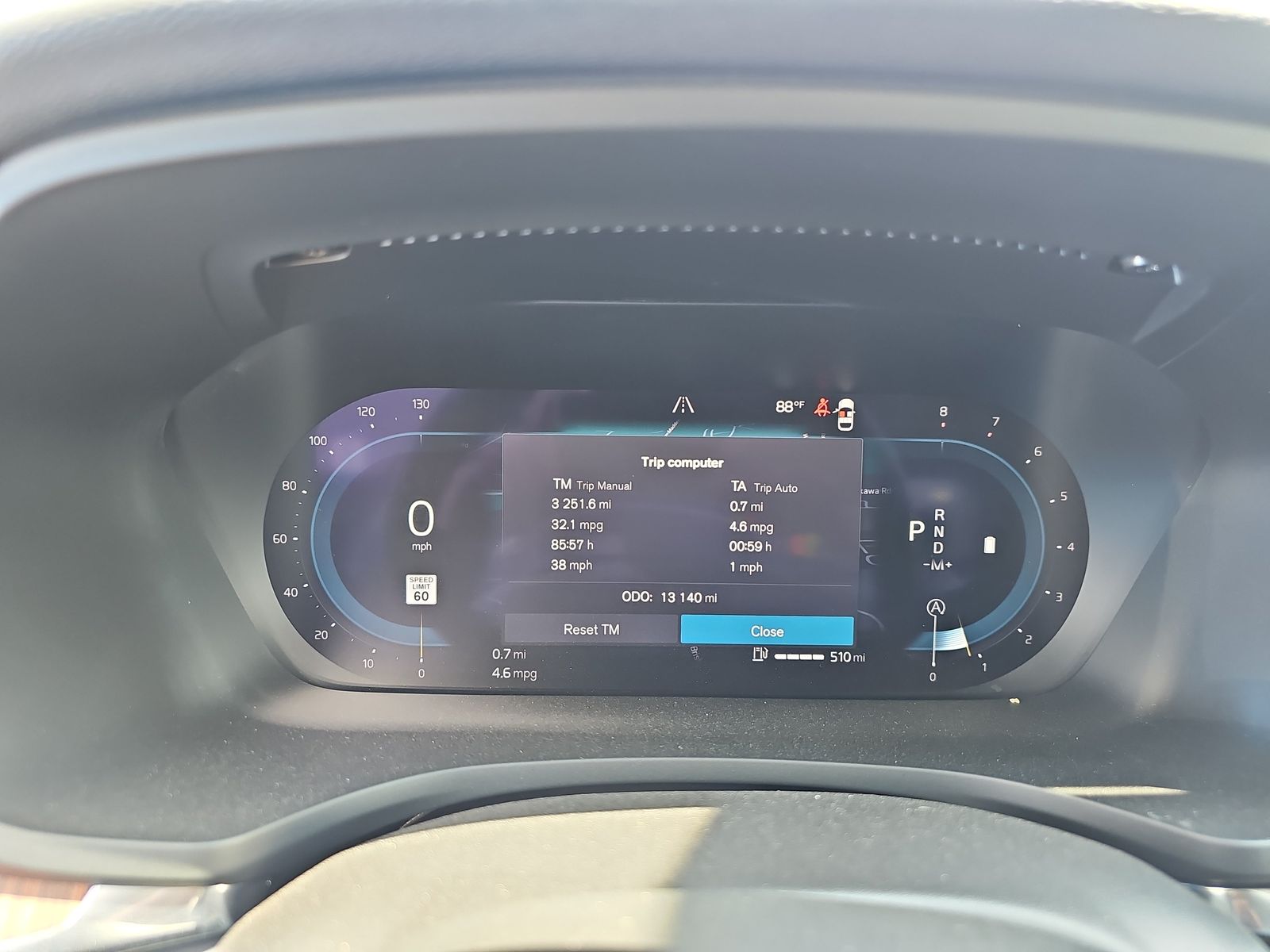 2025 Volvo S60 B5 Plus FWD
