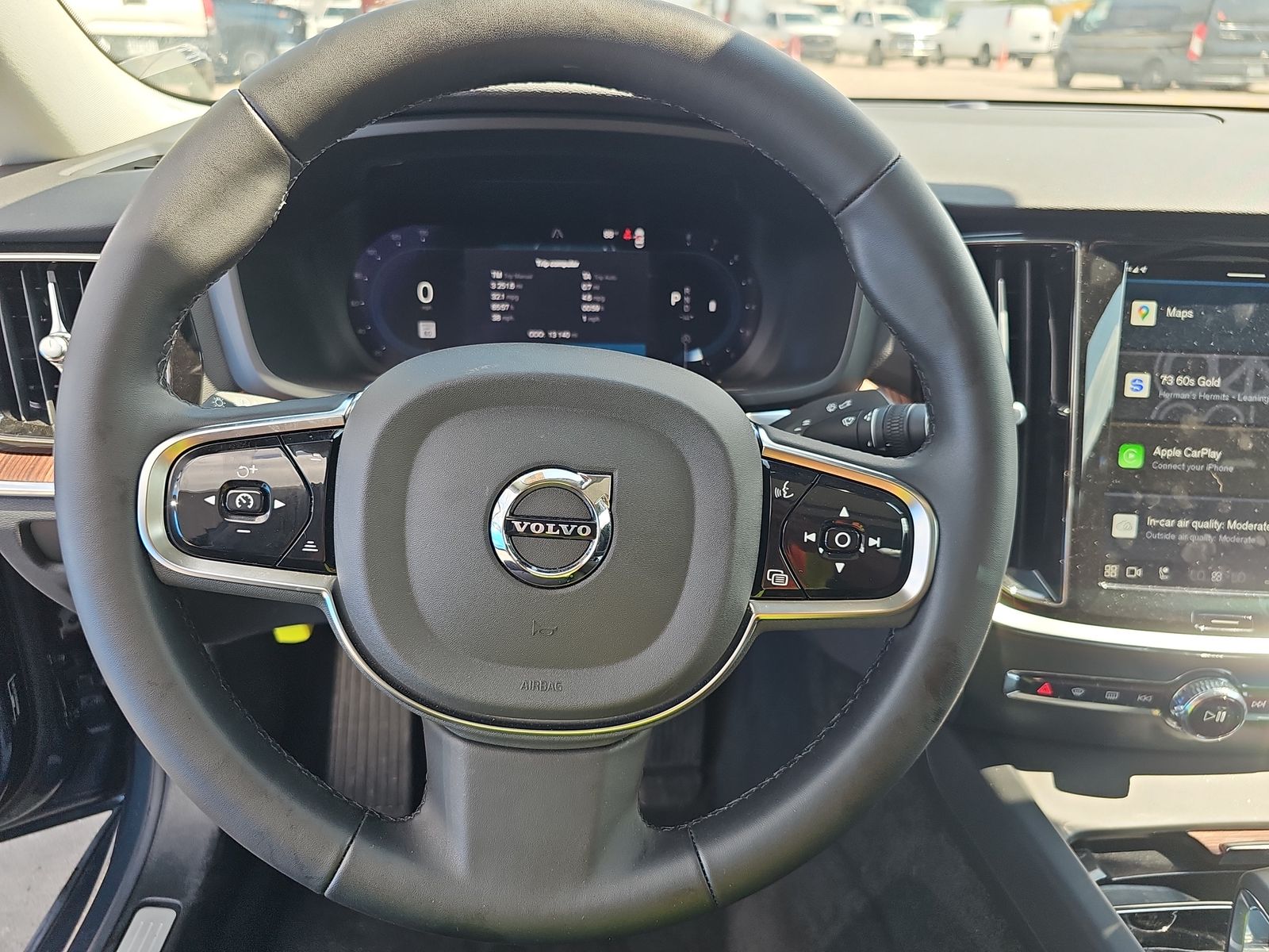 2025 Volvo S60 B5 Plus FWD
