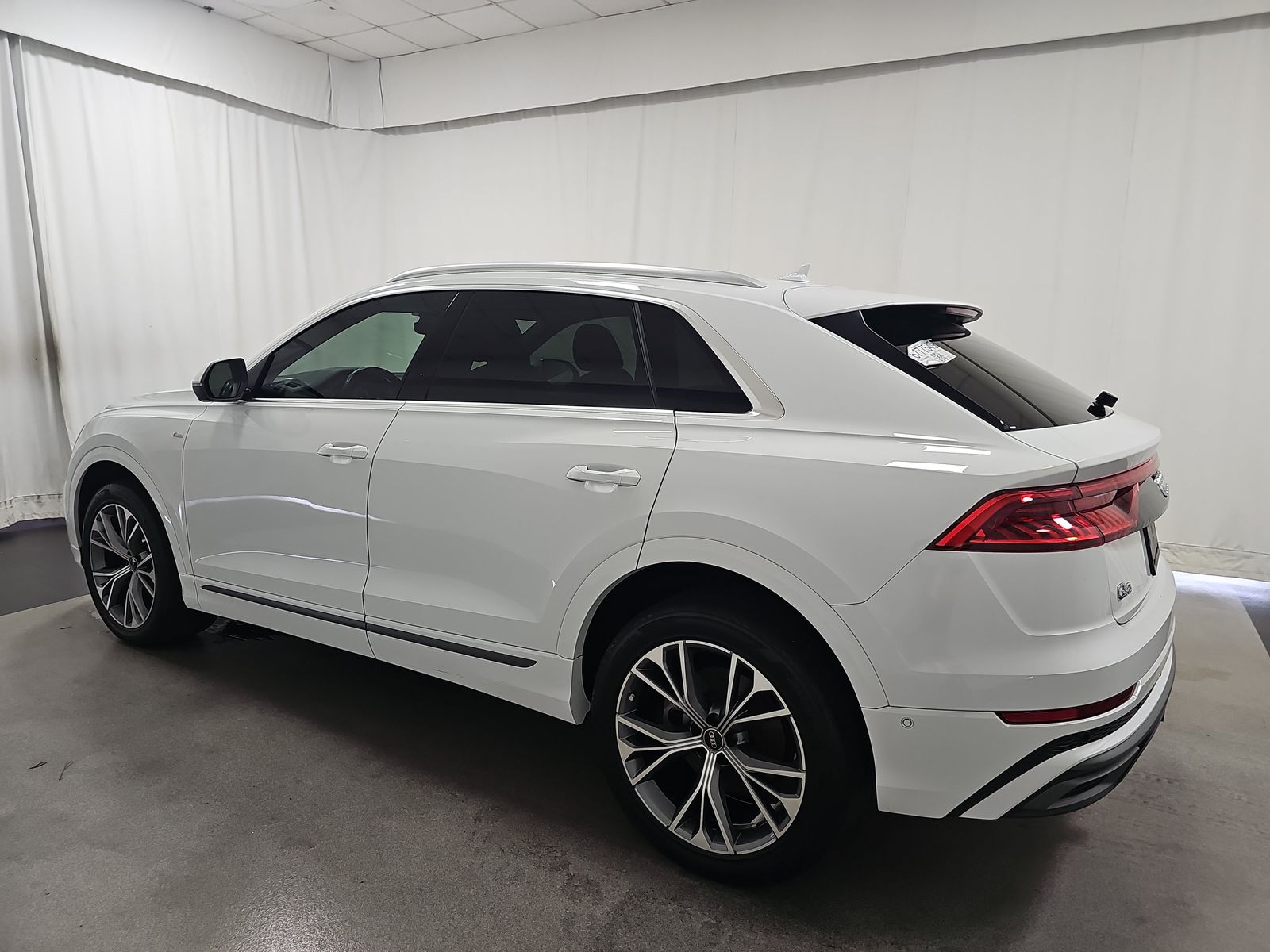 2021 Audi Q8 Premium Plus AWD