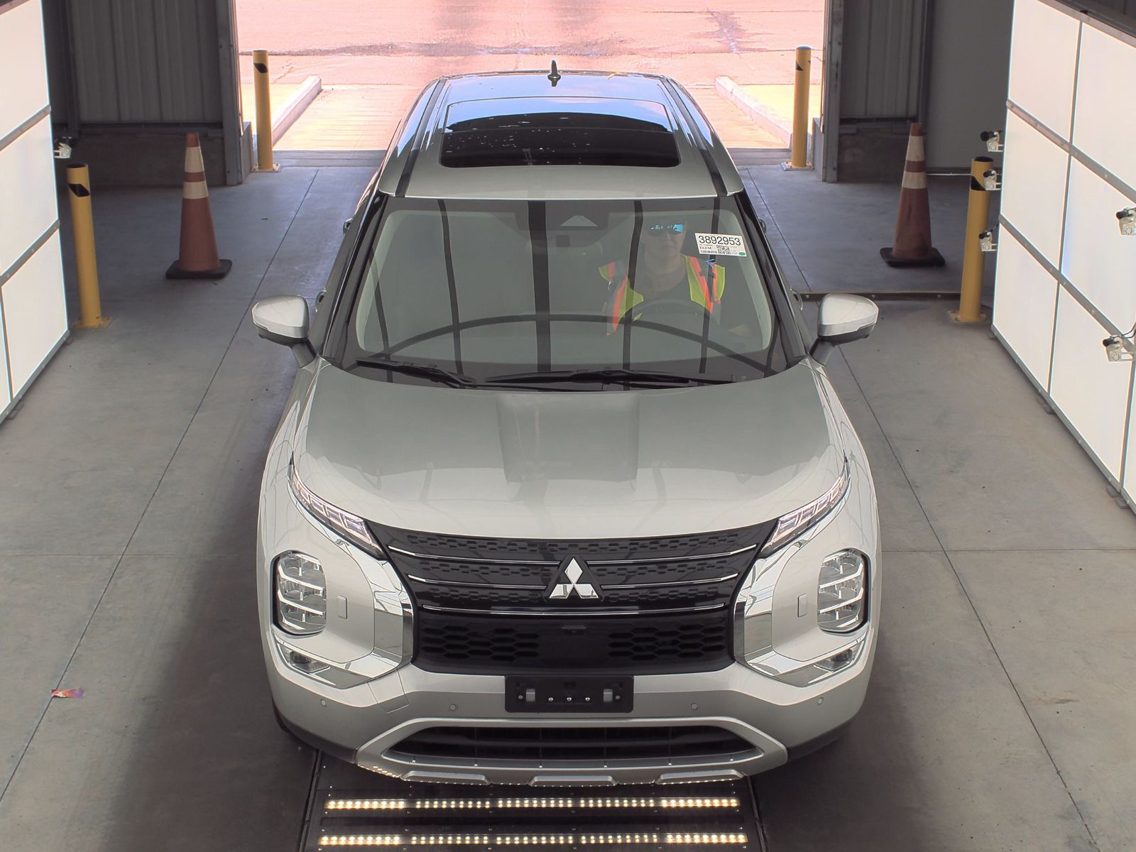 2023 Mitsubishi Outlander PHEV LE AWD