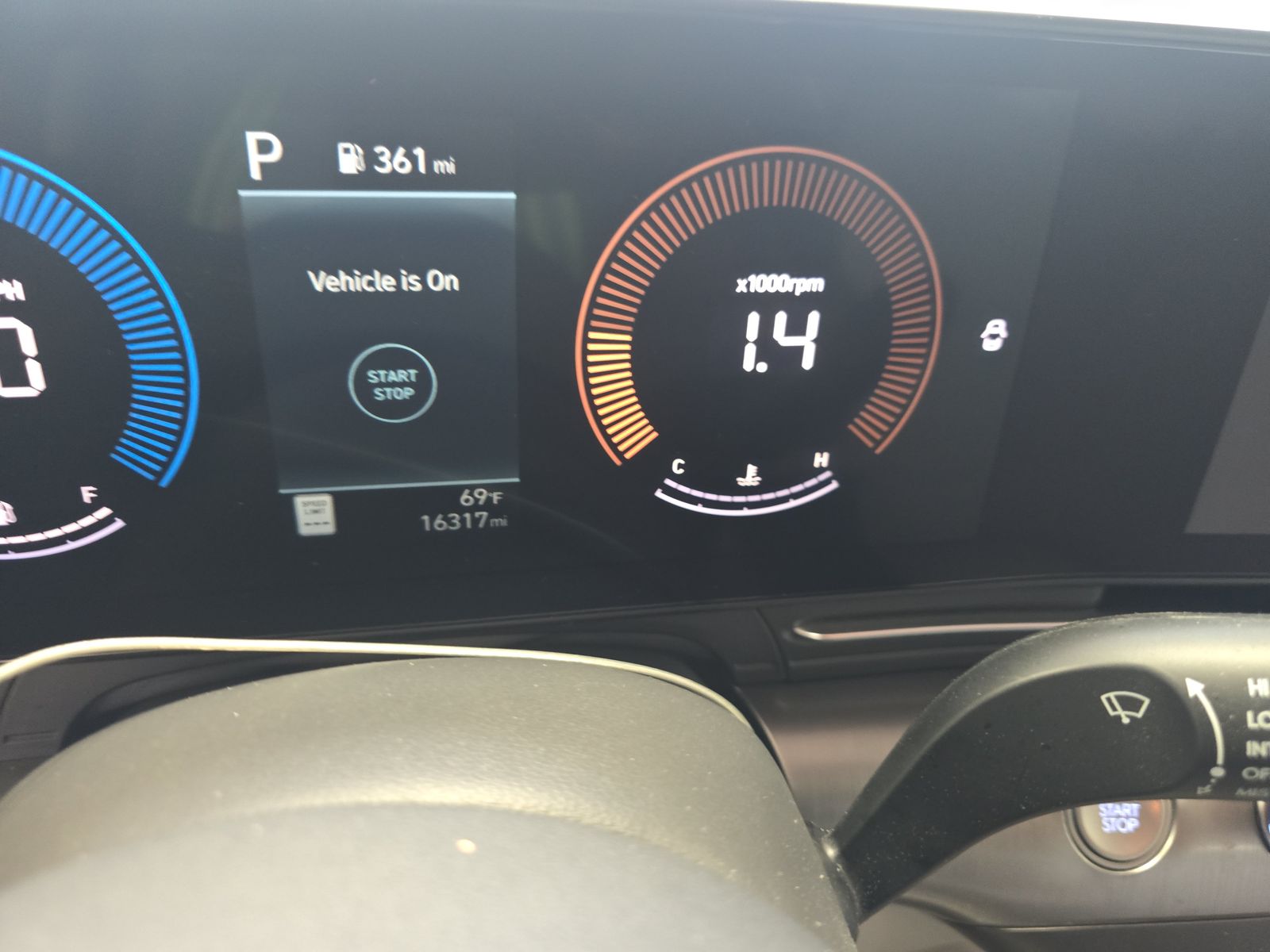 2025 Hyundai Kona SEL FWD