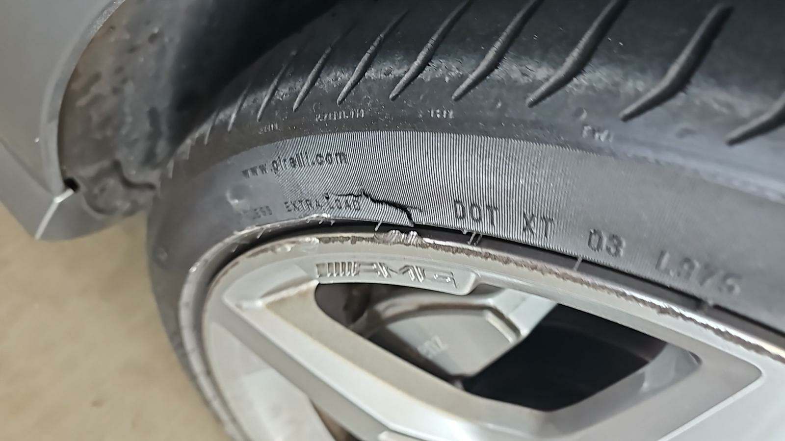 2013 Mercedes-Benz SL-Class SL 550 RWD