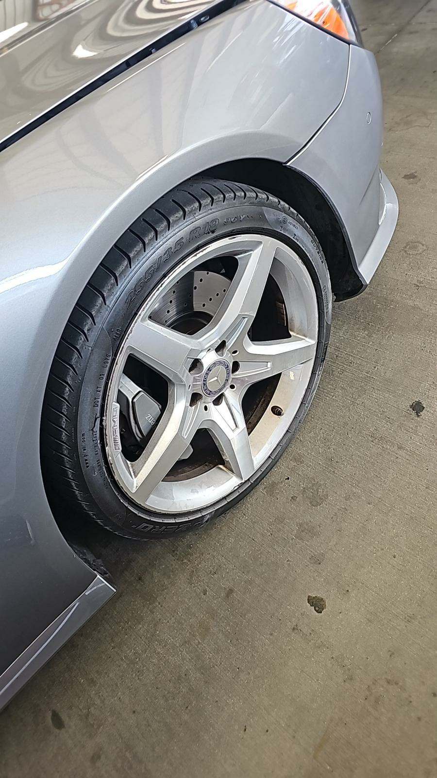 2013 Mercedes-Benz SL-Class SL 550 RWD