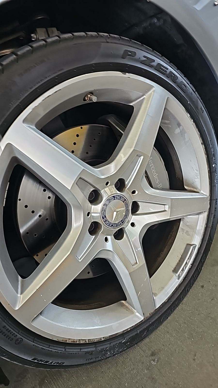 2013 Mercedes-Benz SL-Class SL 550 RWD