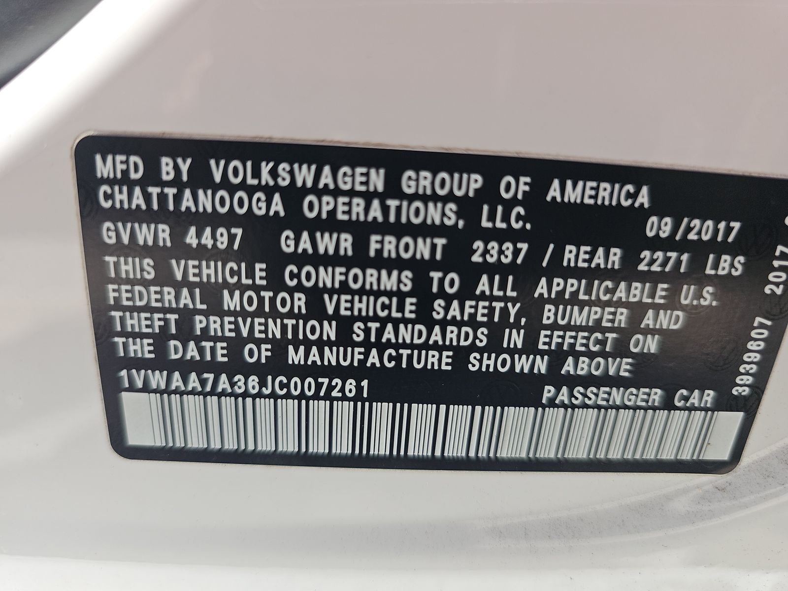 2018 Volkswagen Passat 2.0T R-Line FWD