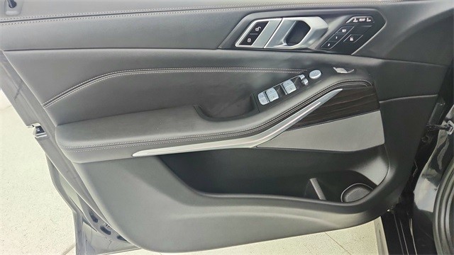 2024 BMW X7 xDrive40i AWD