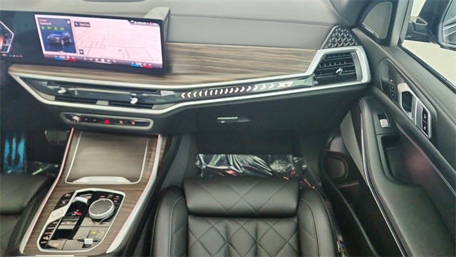 2024 BMW X7 xDrive40i AWD
