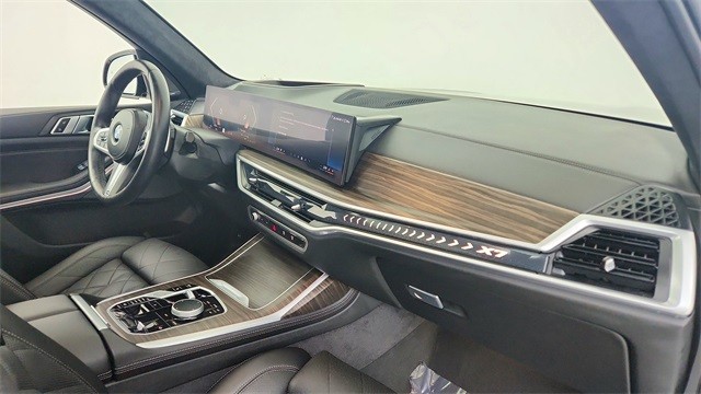 2024 BMW X7 xDrive40i AWD
