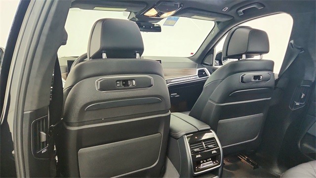 2024 BMW X7 xDrive40i AWD
