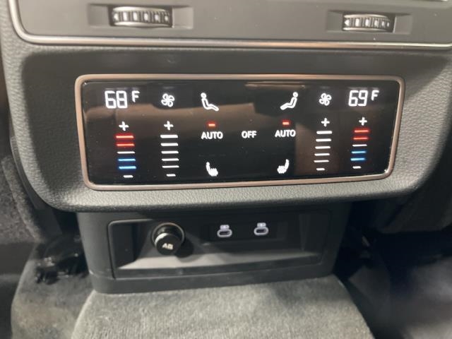 2022 Audi Q8 Premium Plus AWD