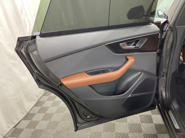 2022 Audi Q8 Premium Plus AWD