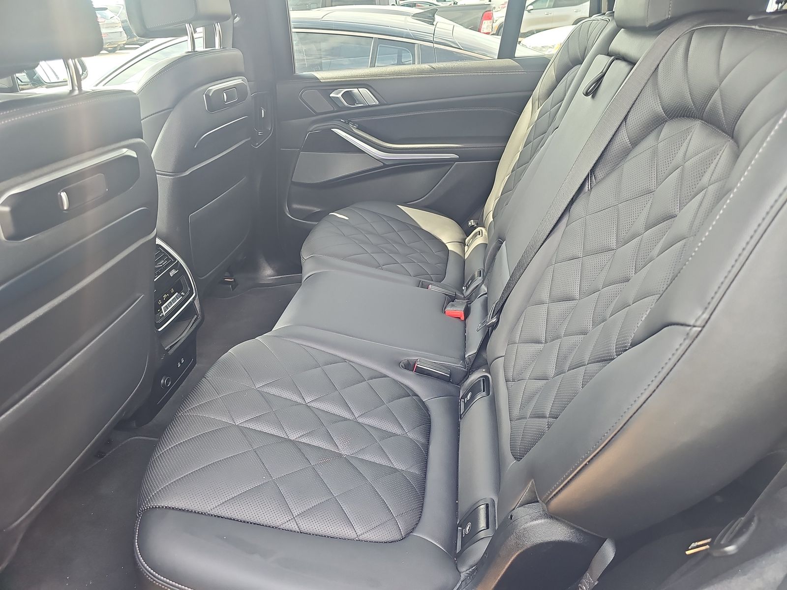 2024 BMW X7 xDrive40i AWD