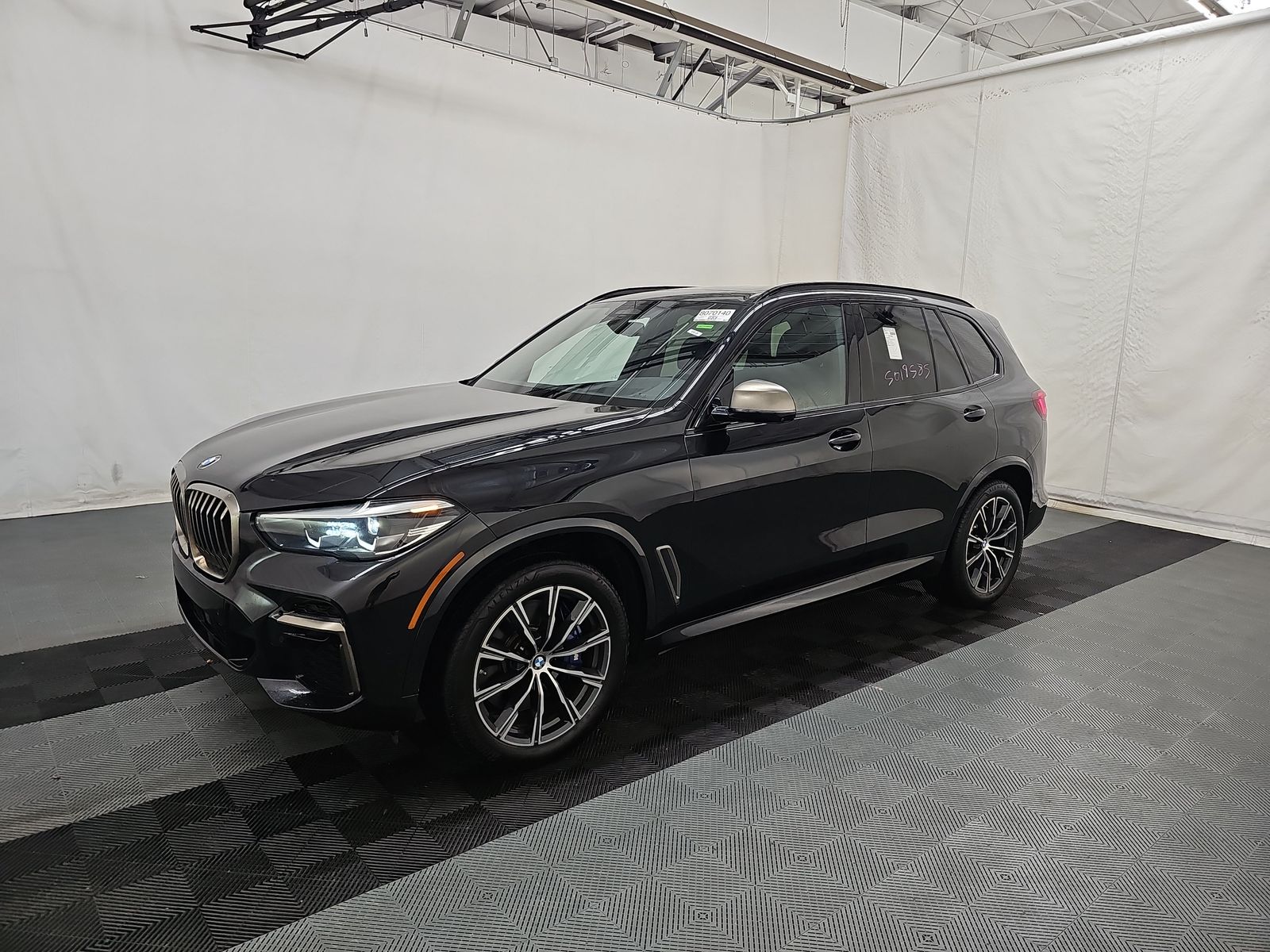 2022 BMW X5 M50i AWD