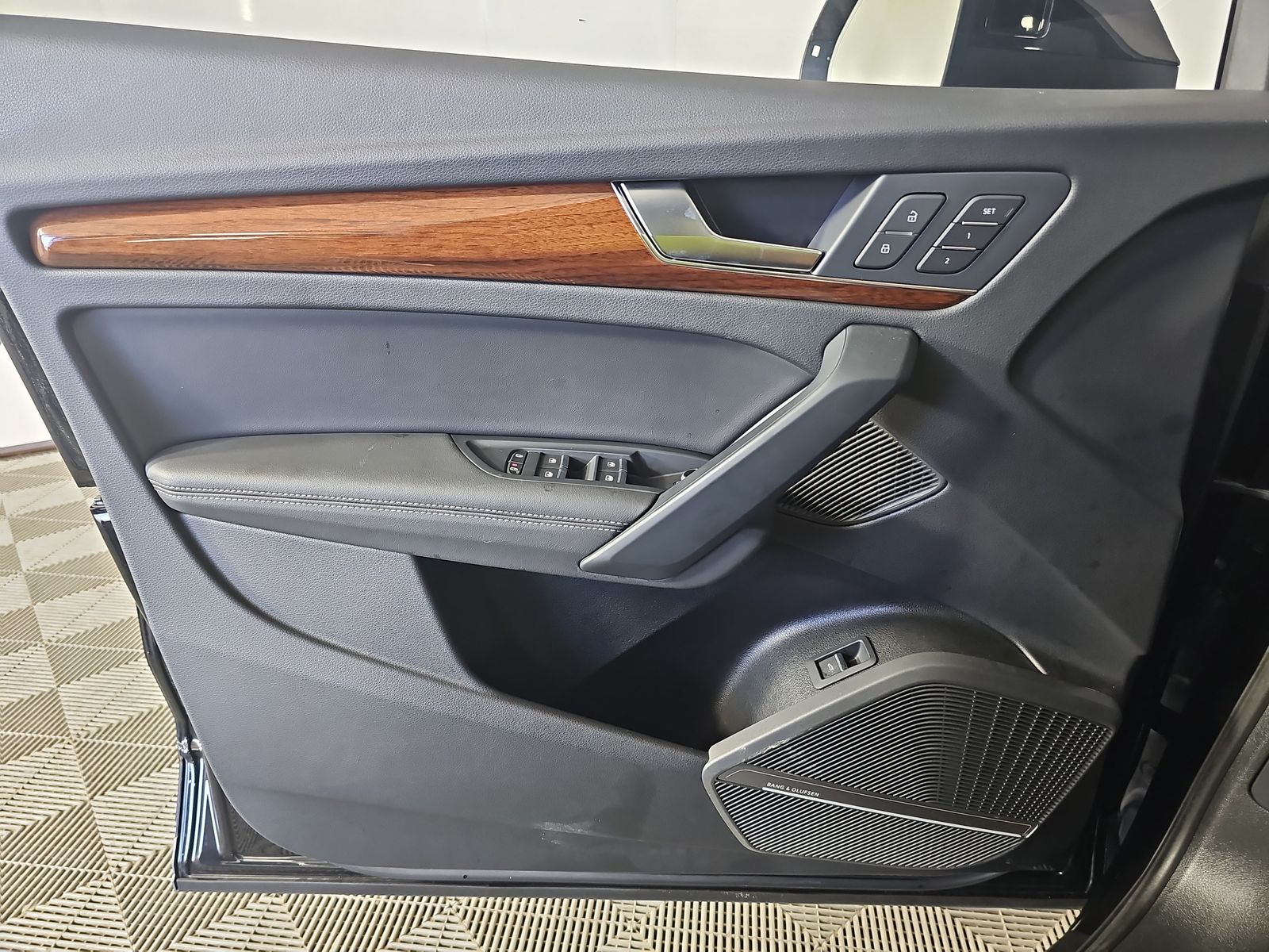 2023 Audi Q5 S line Prestige AWD