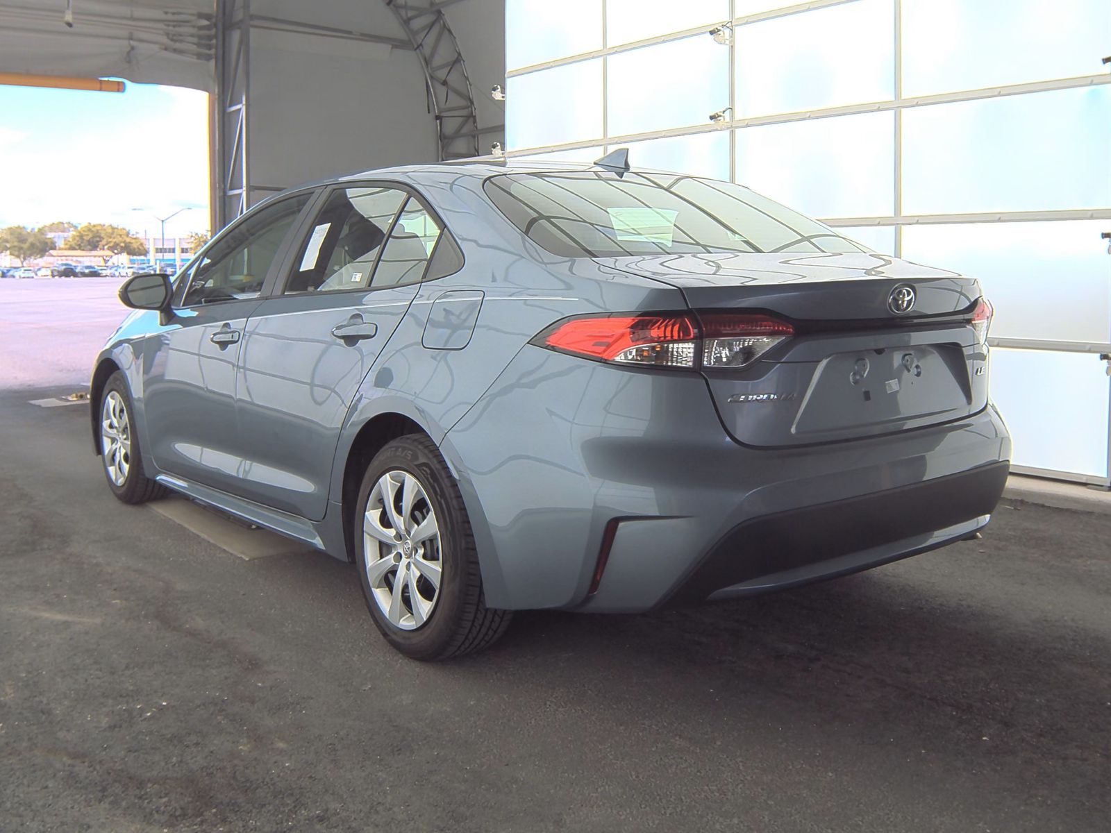 2022 Toyota Corolla LE FWD