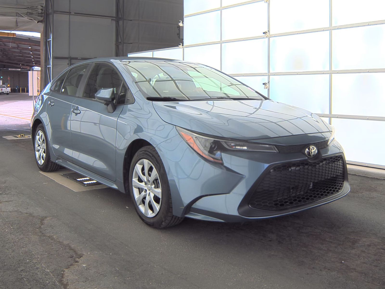 2022 Toyota Corolla LE FWD