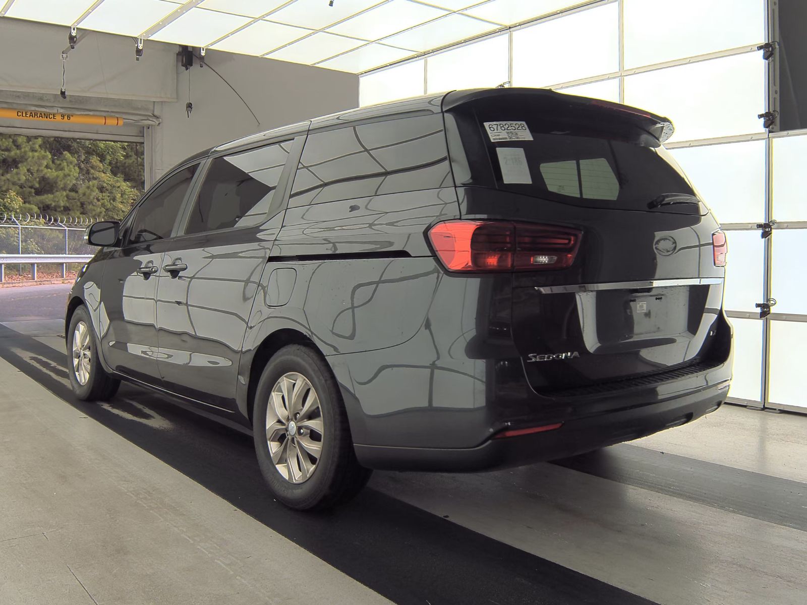 2019 Kia Sedona LX FWD