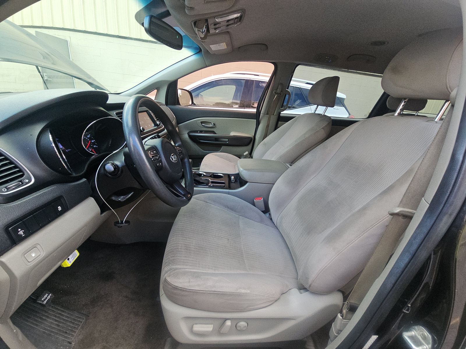 2019 Kia Sedona LX FWD