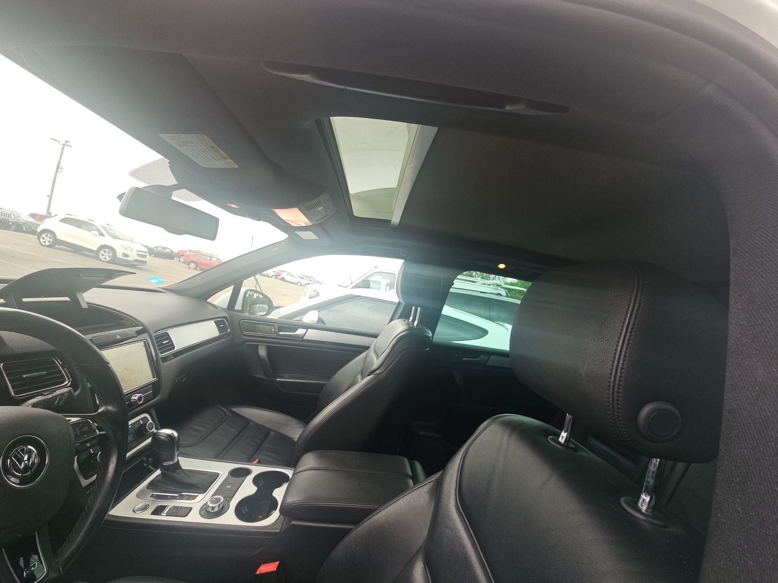2014 Volkswagen Touareg 3.0L TDI R-Line AWD
