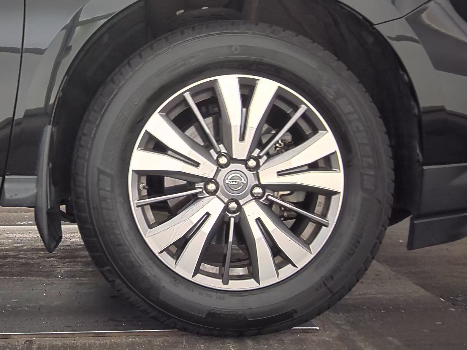 2018 Nissan Pathfinder S FWD