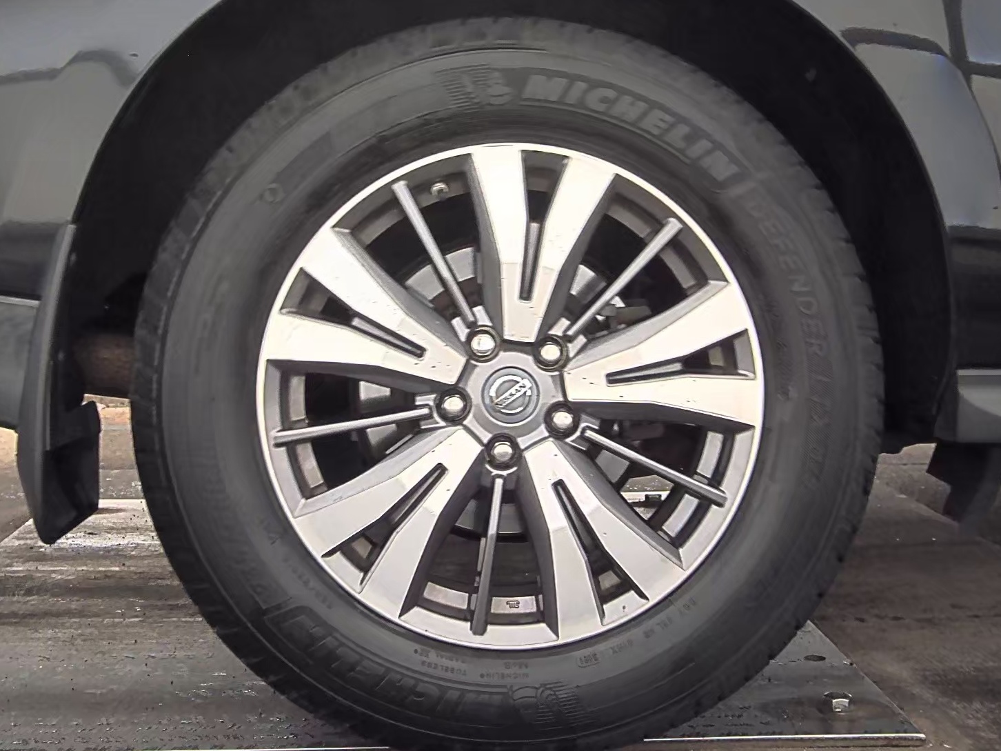 2018 Nissan Pathfinder S FWD