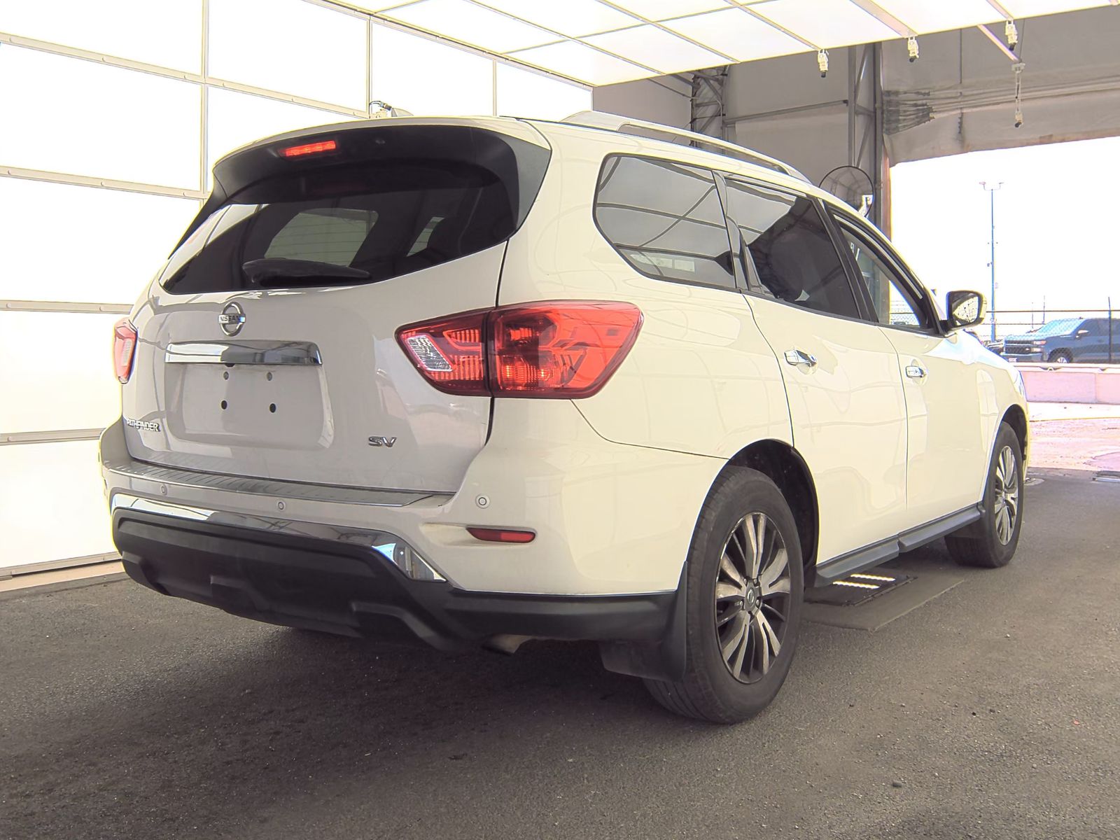2019 Nissan Pathfinder SV FWD