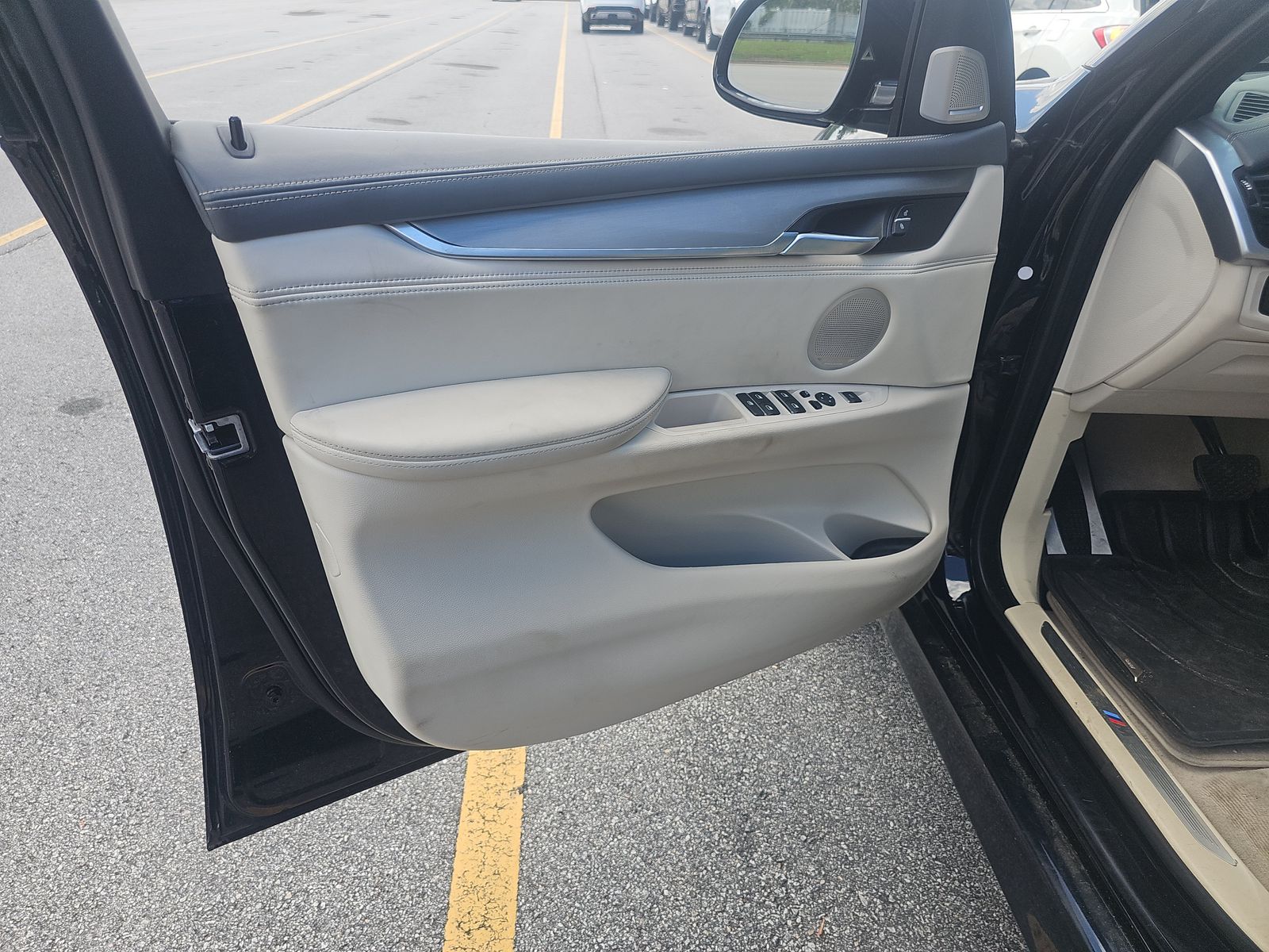 2016 BMW X5 xDrive50i AWD