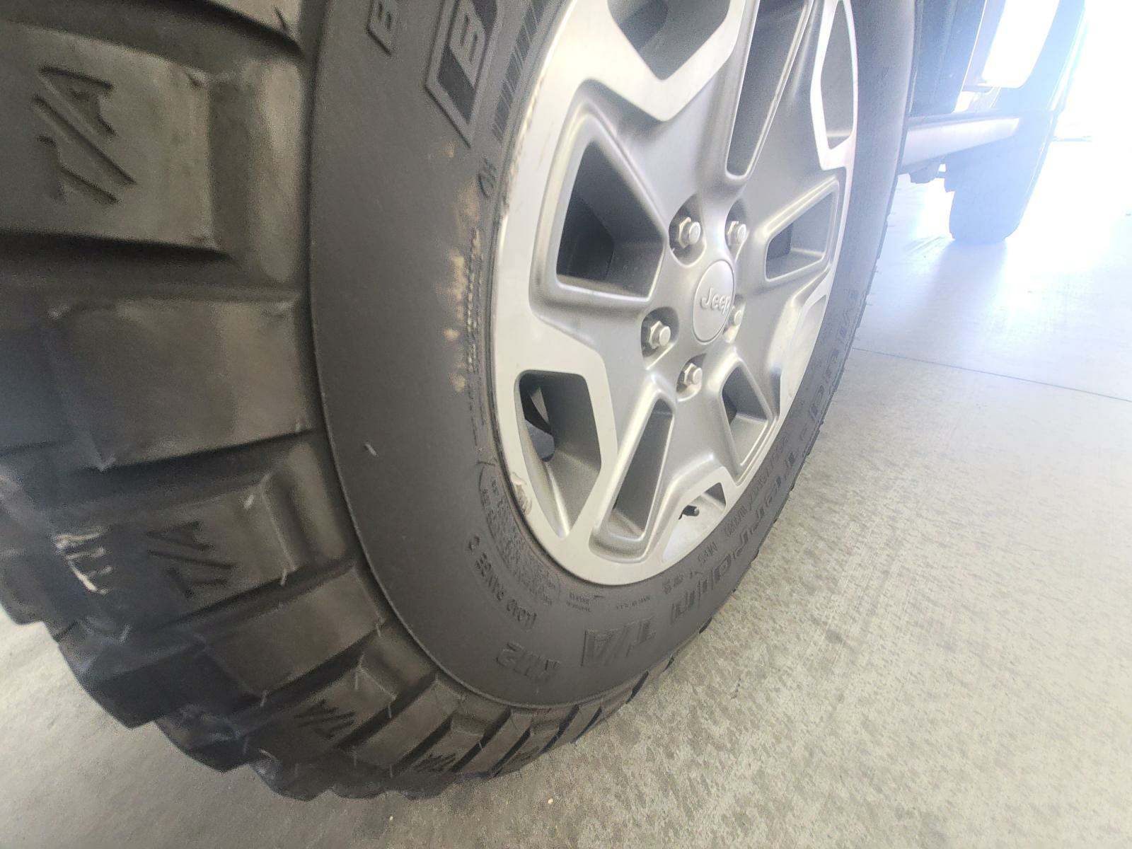 2013 Jeep Wrangler Unlimited Rubicon AWD