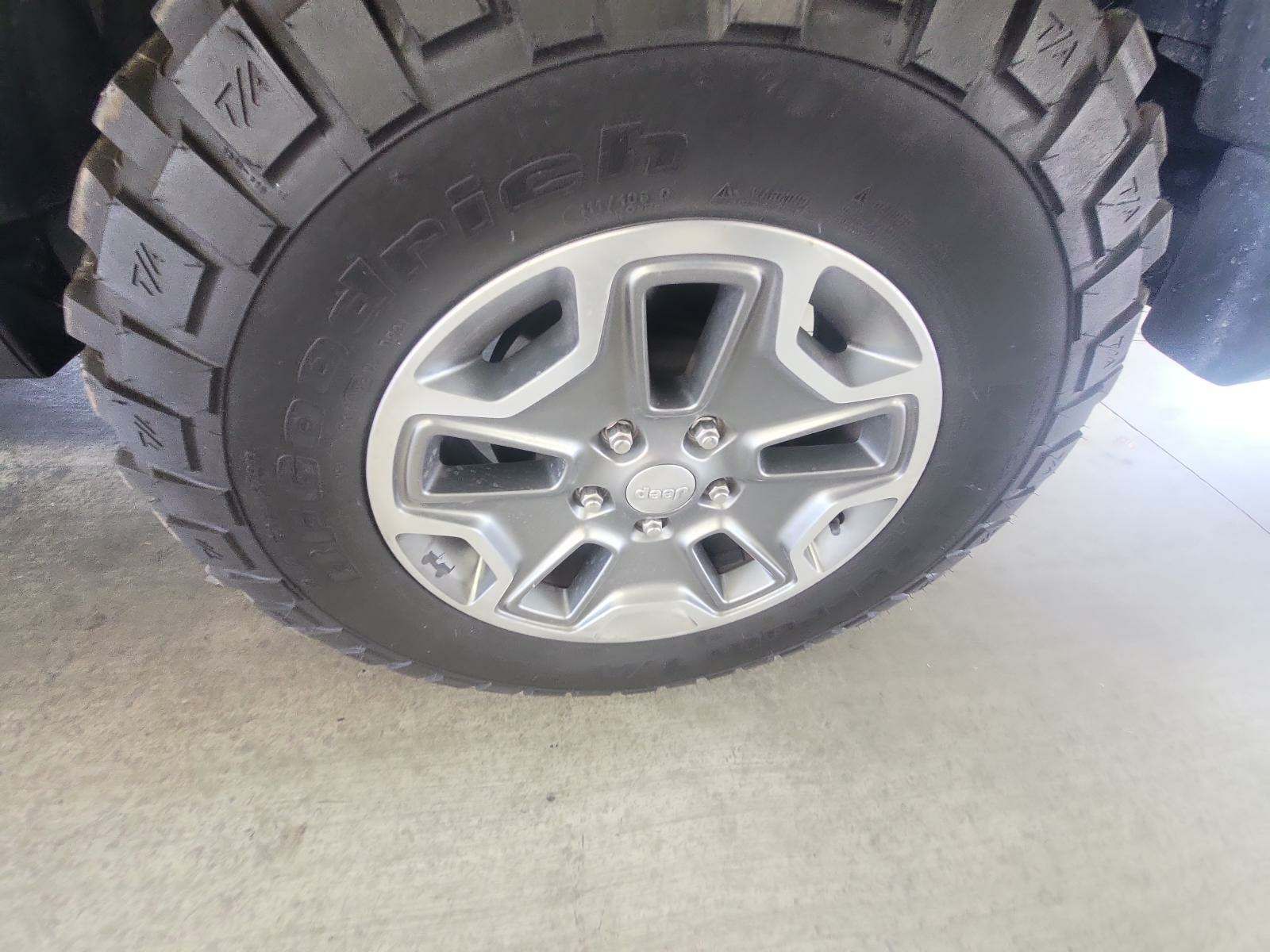 2013 Jeep Wrangler Unlimited Rubicon AWD