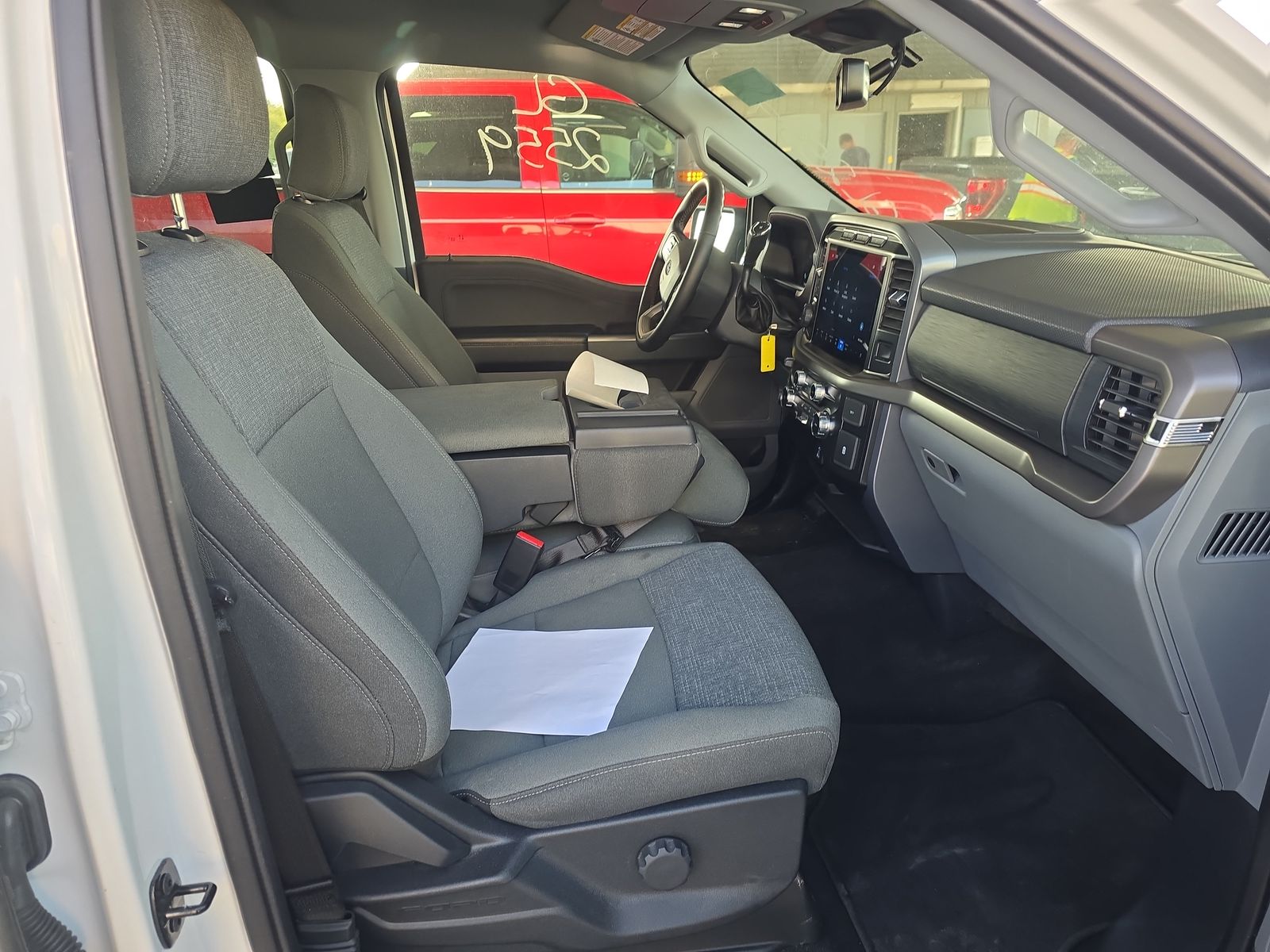 2024 Ford F-150 XLT AWD