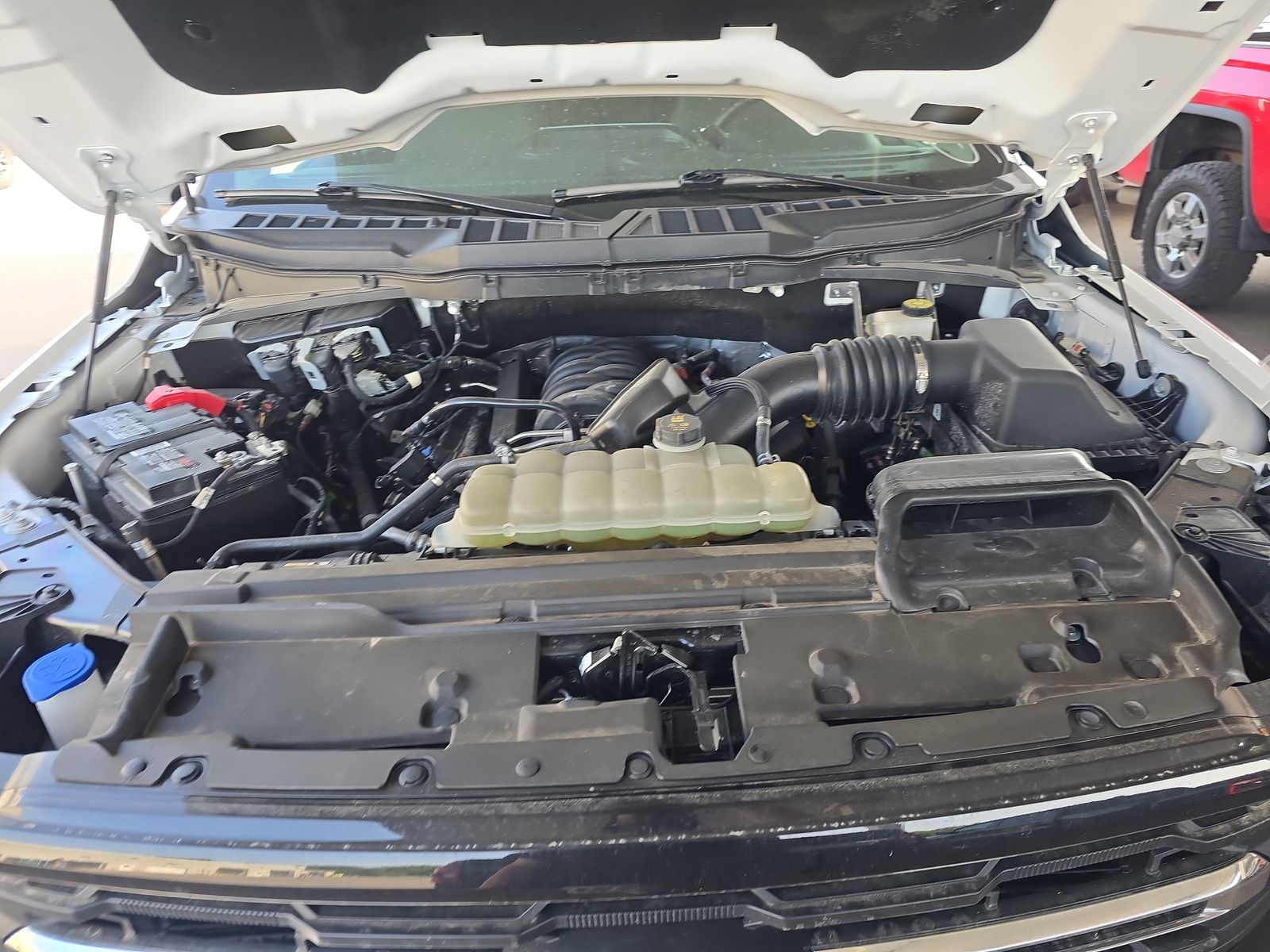 2024 Ford F-150 XLT AWD