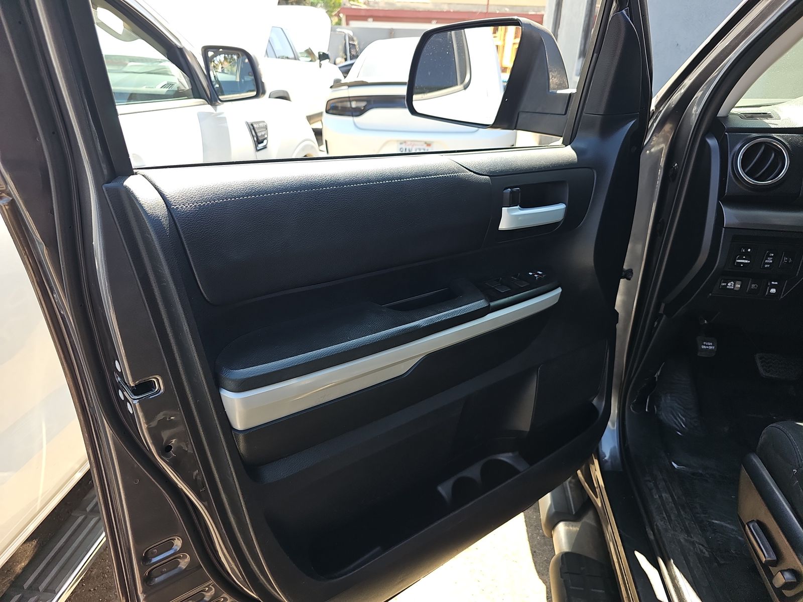 2019 Toyota Tundra SR5 AWD