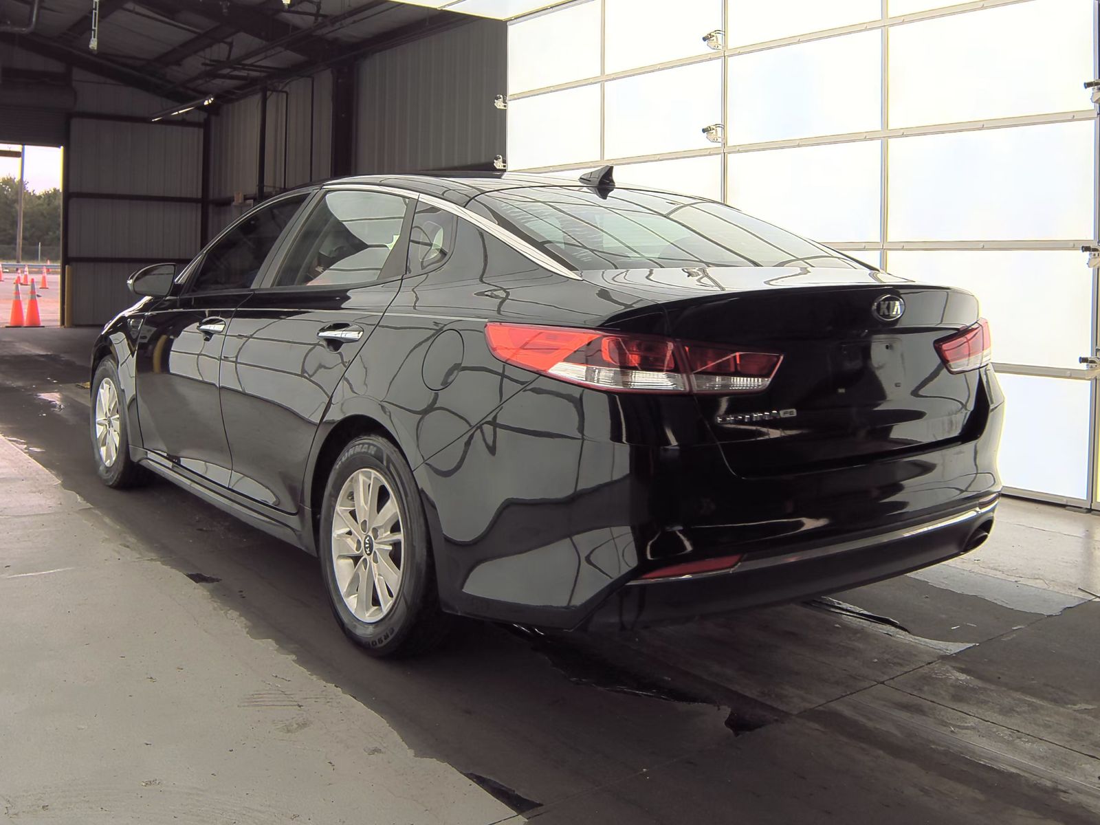 2017 Kia Optima LX FWD