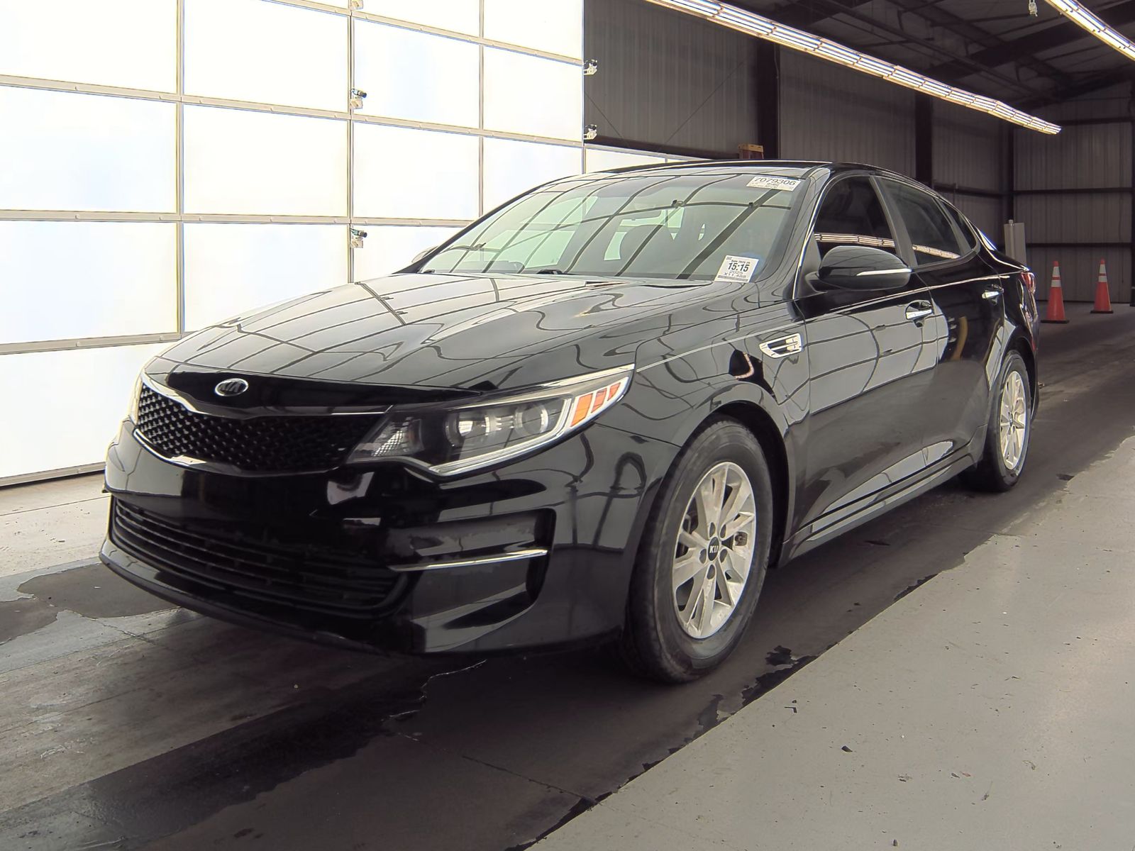 2017 Kia Optima LX FWD
