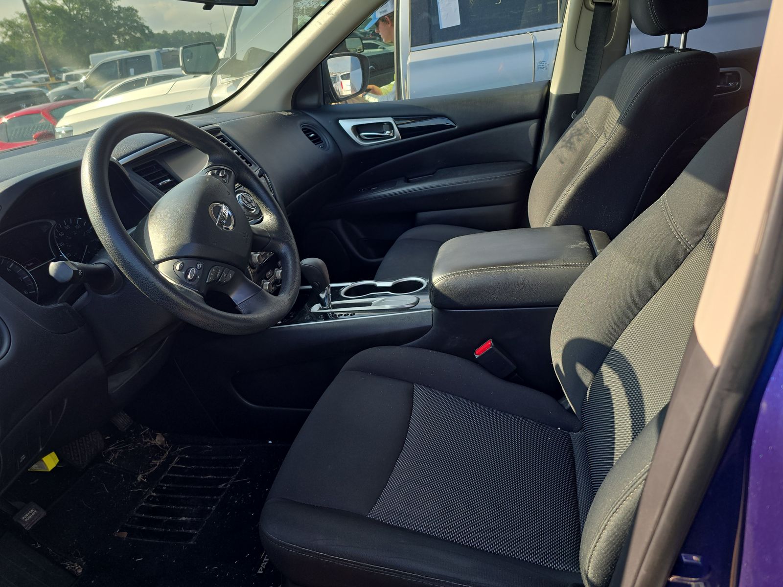 2019 Nissan Pathfinder S FWD