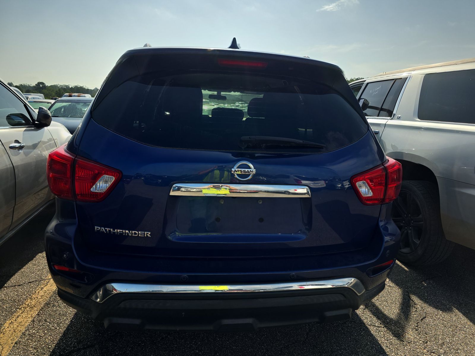 2019 Nissan Pathfinder S FWD
